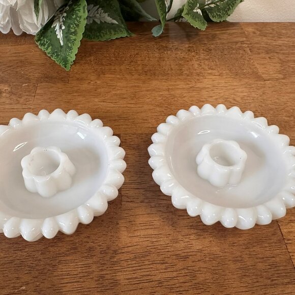 Vintage Hazel Atlas Daisy Glass Candle Holders Pressed Glass Floral Pair Wedding - Picture 5 of 7